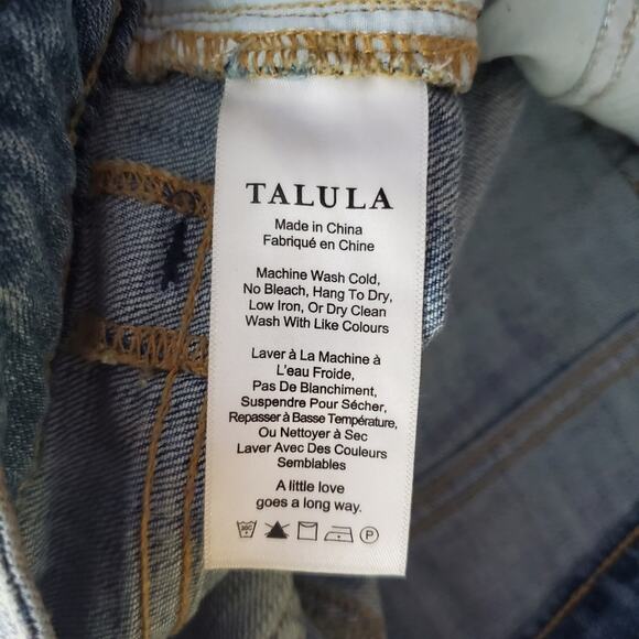 Aritzia Talula Vintage Wash Raw Hem High Rise Shorts 27 - Picture 8 of 9